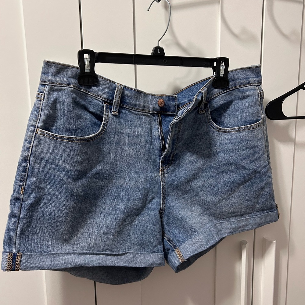 Old Navy Women's Light Blue Jean Shorts